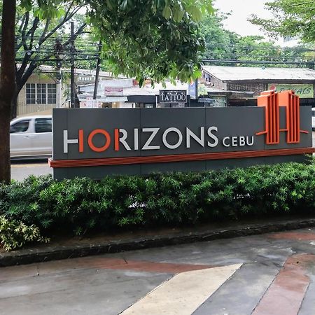 Ezeniel'S Place At Horizons 101 Condominium Cebu Eksteriør billede